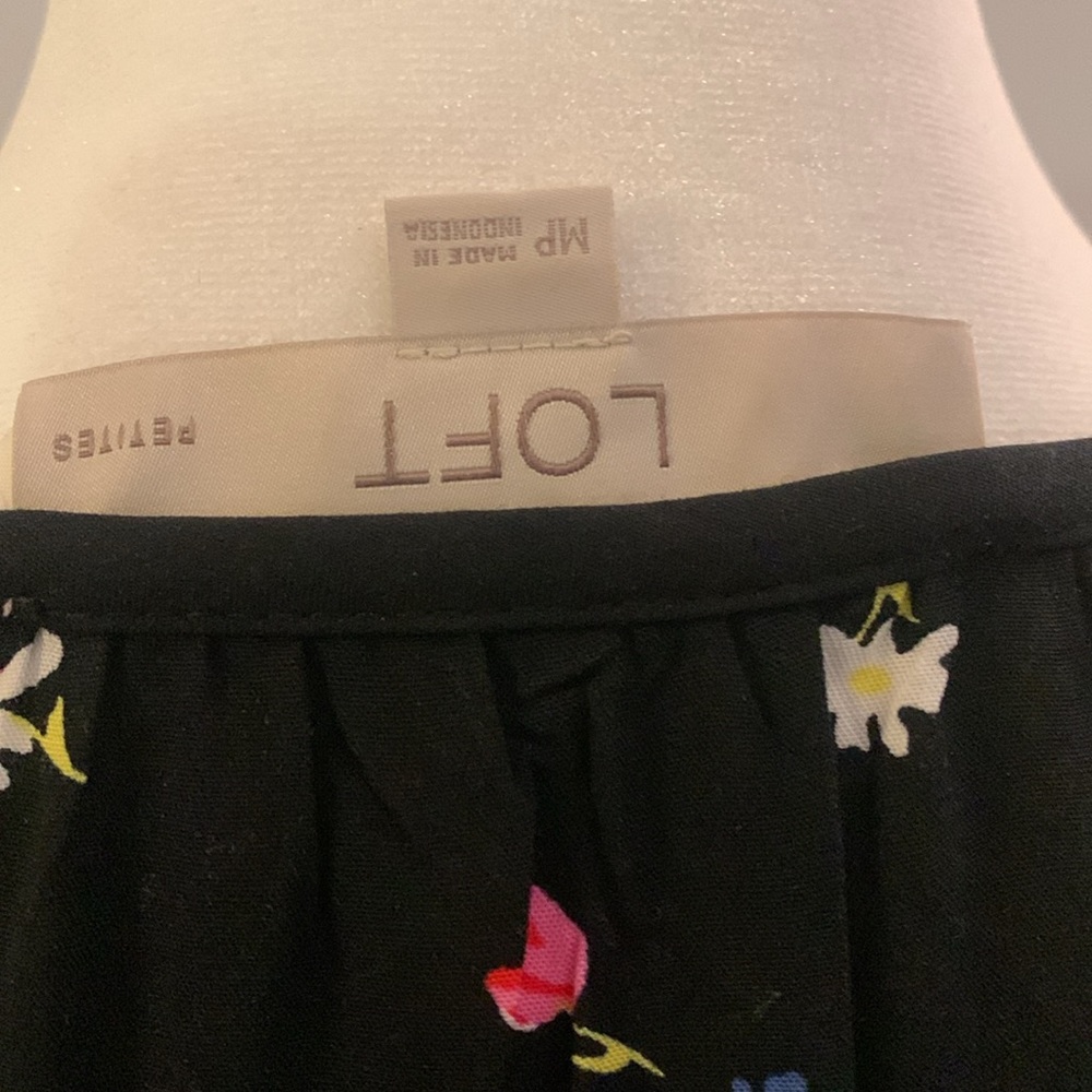 Loft Dress - Picture 3 of 5